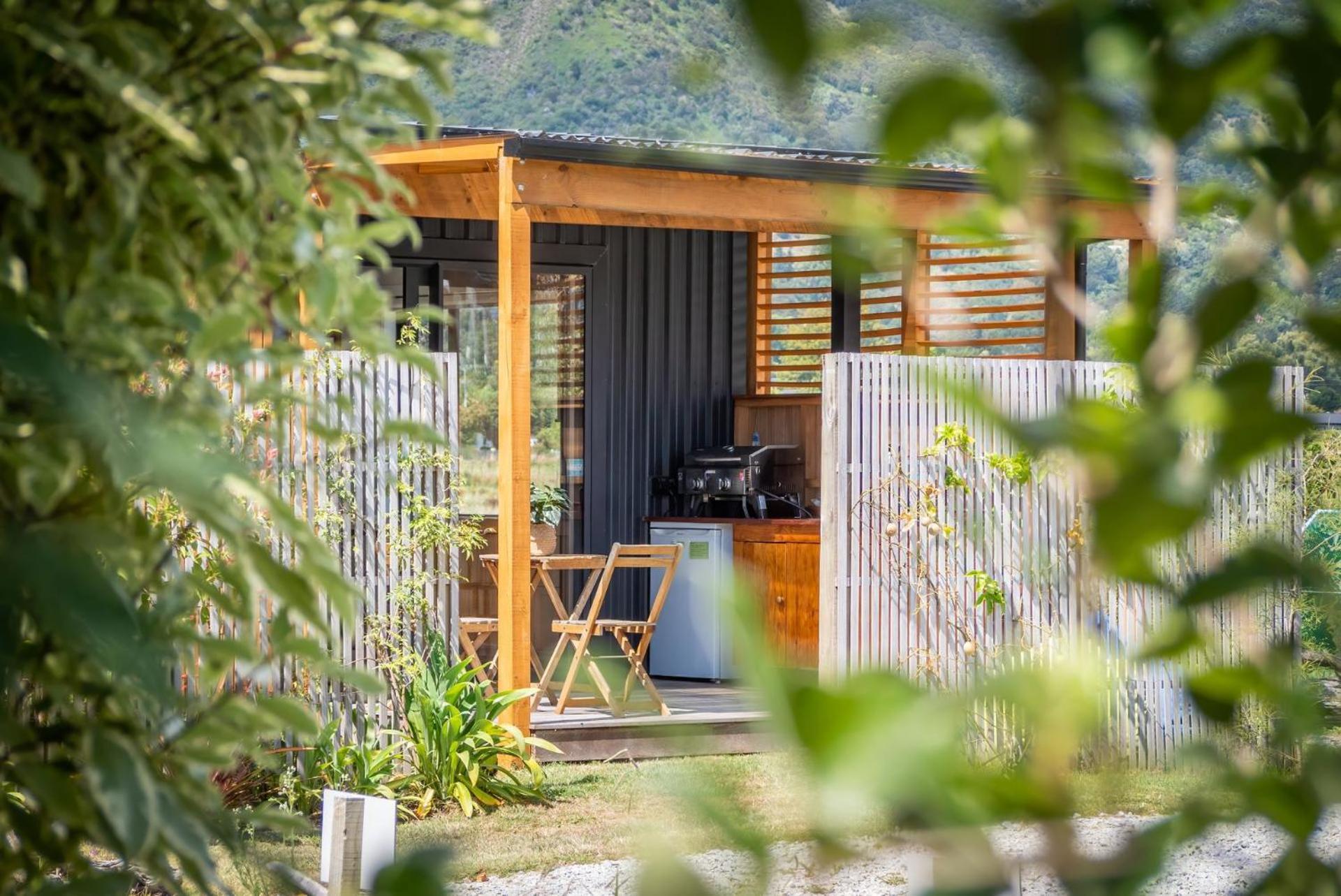 Pukeko Studio Pohara Luaran gambar