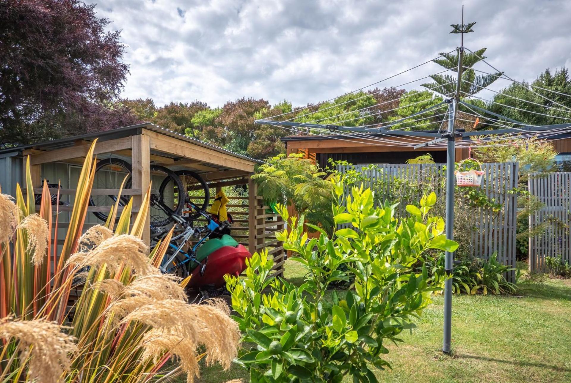 Pukeko Studio Pohara Luaran gambar